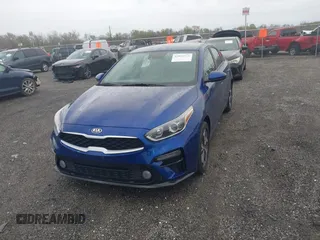 2019 Kia Forte LXS z VIN 3KPF24AD6KE041448, wystawiony jako IAAI lot #42035571 z przebiegiem 128 536 mil mil oraz . Historia ofert i sprzedaży dostępna na DreamBid. Obrazek 12.