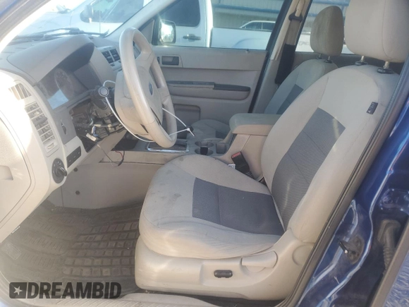 2008 Ford Escape XLT z VIN 1FMCU93108KA72659, wystawiony jako Copart lot #53338955 z przebiegiem 230 685 mil mil oraz Szkoda całkowita • Salvage title. Historia ofert i sprzedaży dostępna na DreamBid. Obrazek 7.
