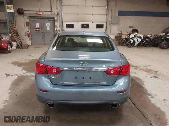 2015 Infiniti Q50 Premium with VIN JN1BV7AR2FM414613, listed as a IAAI auction lot 41258797 with 162,822 mi miles. Bid and sale history available at carsss.com. Image 16.