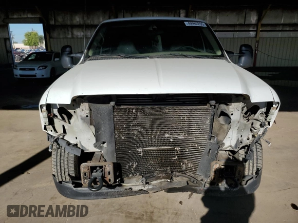 2001 Ford Excursion Limited с VIN 1FMSU43F71EA23909, выставлен на аукционе Copart как лот 49962255 с пробегом 252 585 миль миль и Списание • Salvage title. История ставок и продаж доступна на DreamBid. Изображение 5.