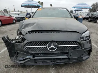 2024 Mercedes-Benz C 300 z VIN W1KAF4GB9RR186766, wystawiony jako Copart lot #52148605 z przebiegiem 13 766 mil mil oraz Szkoda całkowita • Salvage title. Historia ofert i sprzedaży dostępna na DreamBid. Obrazek 5.