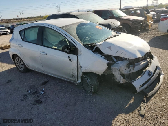 2014 Toyota Prius c One with VIN JTDKDTB32E1069893, listed as a Copart auction lot 53187435 with 60,131 mi miles and Salvage Title. Bid and sale history available at carsss.com. Image 4.