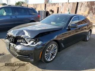 2022 BMW 5 Series 530e с VIN WBA13AG07NCH62464, выставлен на аукционе Copart как лот 89214655 с пробегом 34 800 миль миль и Списание • Salvage title. История ставок и продаж доступна на DreamBid. Изображение 1.
