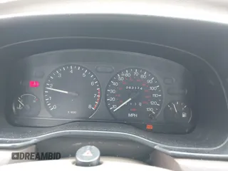 2000 Mercury Mystique GS z VIN 1MEFM6533YK613961, wystawiony jako IAAI lot #41982995 z przebiegiem 83 174 mil mil oraz . Historia ofert i sprzedaży dostępna na DreamBid. Obrazek 7.