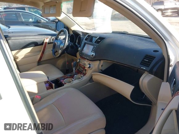 2012 Toyota Highlander Limited with VIN 5TDYK3EHXCS066361, listed as a IAAI auction lot 41479998 with 161,592 mi miles and . Bid and sale history available at DreamBid. Image 5.