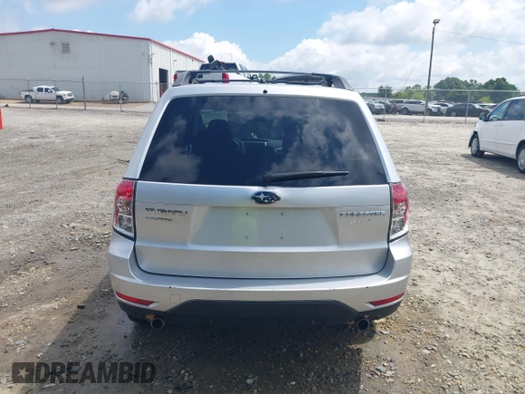2010 Subaru Forester X Premium с VIN JF2SH6CC3AH751091, выставлен на аукционе IAAI как лот 42537003 с пробегом 155 534 миль миль и . История ставок и продаж доступна на DreamBid. Изображение 16.