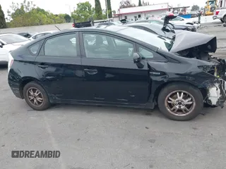 2010 Toyota Prius II z VIN JTDKN3DUXA5202387, wystawiony jako IAAI lot #42381330 z przebiegiem 167 624 mil mil oraz . Historia ofert i sprzedaży dostępna na DreamBid. Obrazek 13.