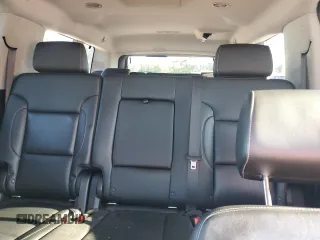 2018 Chevrolet Suburban LT с VIN 1GNSCHKC9JR332898, выставлен на аукционе Copart как лот 55525315 с пробегом 70 765 миль миль и Списание • Salvage title. История ставок и продаж доступна на DreamBid. Изображение 10.