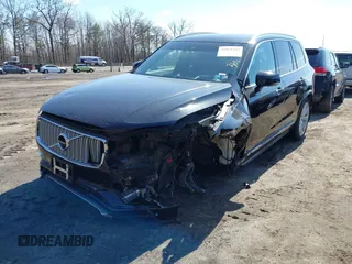 2016 Volvo XC90 T6 Inscription with VIN YV4A22PL1G1081831, listed as a IAAI auction lot 41808463 with 92,718 mi miles. Bid and sale history available at carsss.com. Image 2.