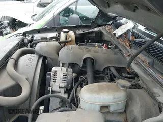 2003 Chevrolet Silverado 1500 LT with VIN 2GCEC19T431310015, listed as a IAAI auction lot 41232621 with 157,403 mi miles and . Bid and sale history available at DreamBid. Image 17.