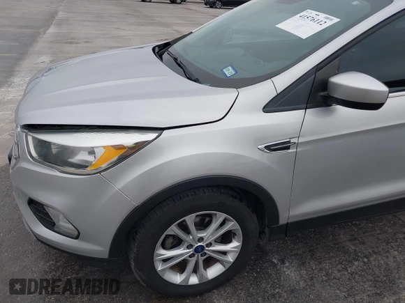 2017 Ford Escape SE with VIN 1FMCU0GD8HUC00733, listed as a IAAI auction lot 41576112 with 130,484 mi miles. Bid and sale history available at carsss.com. Image 18.