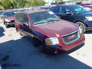 2005 GMC Envoy SLE with VIN 1GKDS13S852114486, listed as a IAAI auction lot 40458482 with 1 mi miles. Bid and sale history available at carsss.com. Image 1.