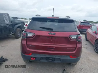 2022 Jeep Compass Trailhawk with VIN 3C4NJDDB3NT203092, listed as a IAAI auction lot 42017373 with Not provided miles and . Bid and sale history available at DreamBid. Image 17.