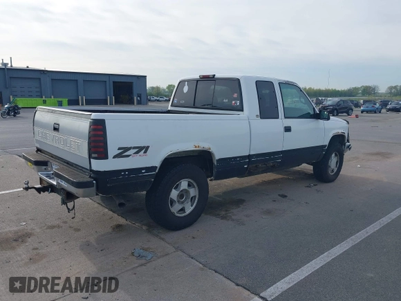 1997 Chevrolet Silverado 1500 with VIN 1GCEK19R5VE232708, listed as a IAAI auction lot 42197468 with 208,458 mi miles and . Bid and sale history available at DreamBid. Image 4.