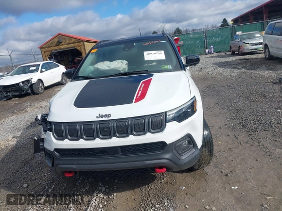 2022 Jeep Compass Trailhawk z VIN 3C4NJDDB7NT226018, wystawiony jako IAAI lot #40929794 z przebiegiem 25 702 mil mil oraz . Historia ofert i sprzedaży dostępna na DreamBid. Obrazek 12.