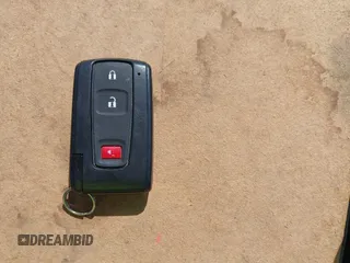 2007 Toyota Prius z VIN JTDKB20UX77547599, wystawiony jako IAAI lot #42138802 z przebiegiem Nie podano mil oraz . Historia ofert i sprzedaży dostępna na DreamBid. Obrazek 11.