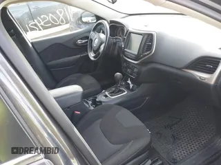 2016 Jeep Cherokee Latitude with VIN 1C4PJMCS7GW246423, listed as a IAAI auction lot 41805421 with 60,880 mi miles and . Bid and sale history available at carsss.com. Image 5.