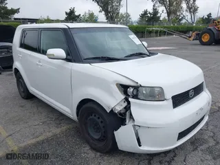 2008 Scion xB with VIN JTLKE50E681039754, listed as a IAAI auction lot 42067611 with 133,463 mi miles. Bid and sale history available at carsss.com. Image 1.