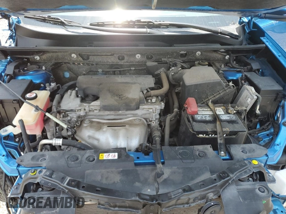 2018 Toyota RAV4 XLE z VIN JTMWFREV6JJ198161, wystawiony jako Copart lot #60288815 z przebiegiem 52 231 mil mil oraz Szkoda całkowita • Salvage title. Historia ofert i sprzedaży dostępna na DreamBid. Obrazek 12.