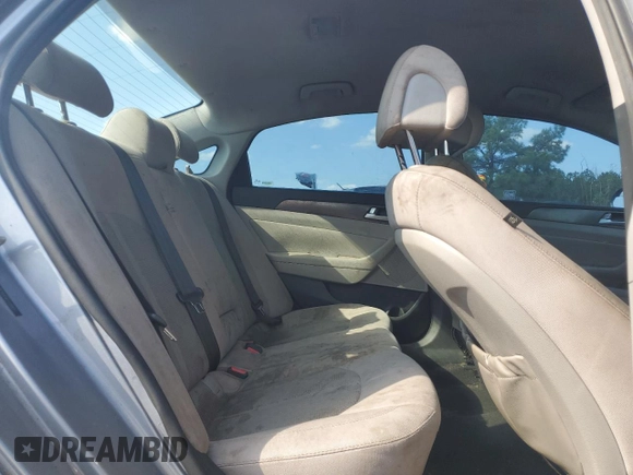 2015 Hyundai Sonata Limited with VIN 5NPE34AF6FH134837, listed as a Copart auction lot 52138205 with Not Provided miles and Clean Title. Bid and sale history available at carsss.com. Image 10.