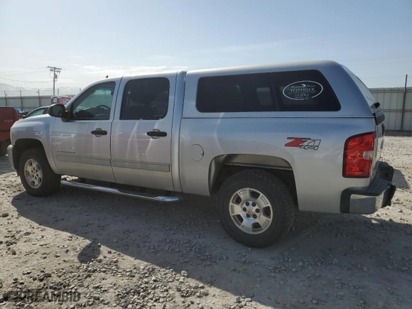 2010 Chevrolet Silverado 1500 LT with VIN 3GCRKSE31AG106566, listed as a Copart auction lot 52511295 with 250,445 mi miles and Clean Title. Bid and sale history available at carsss.com. Image 2.