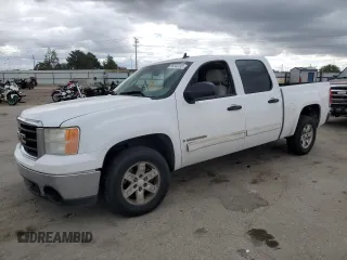 2007 GMC Sierra 1500 SLT z VIN 2GTEC13JX71544253, wystawiony jako Copart lot #56740195 z przebiegiem Nie podano mil oraz Szkoda całkowita • Salvage title. Historia ofert i sprzedaży dostępna na DreamBid. Obrazek 1.