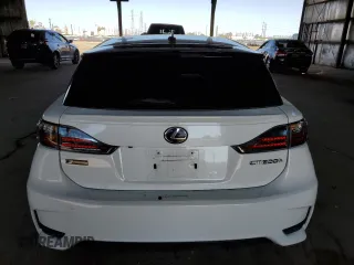 2015 Lexus CT 200h z VIN JTHKD5BH5F2222025, wystawiony jako Copart lot #52650175 z przebiegiem 88 800 mil mil oraz Szkody całkowita. Historia ofert i sprzedaży dostępna na DreamBid. Obrazek 6.