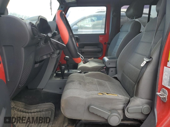 2007 Jeep Wrangler Unlimited Rubicon with VIN 1J4GA69177L102392, listed as a Copart auction lot 53195215 with 166,296 mi miles and Salvage title. Bid and sale history available at DreamBid. Image 7.