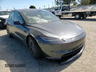 2025 Tesla Model 3 Long Range с VIN 5YJ3E1EBXSF939496, выставлен на аукционе Copart как лот 47140905 с пробегом 641 миль миль и Списание • Salvage title. История ставок и продаж доступна на DreamBid. Изображение 10.