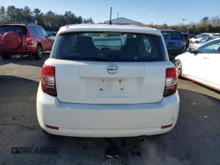 2013 Scion xD z VIN JTKKUPB43D1038160, wystawiony jako Copart lot #48326825 z przebiegiem 160 289 mil mil oraz Szkoda całkowita • Salvage title. Historia ofert i sprzedaży dostępna na DreamBid. Obrazek 6.