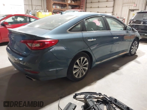 2015 Hyundai Sonata Sport with VIN 5NPE34AF9FH187614, listed as a IAAI auction lot 41510937 with 158,911 mi miles and . Bid and sale history available at DreamBid. Image 4.