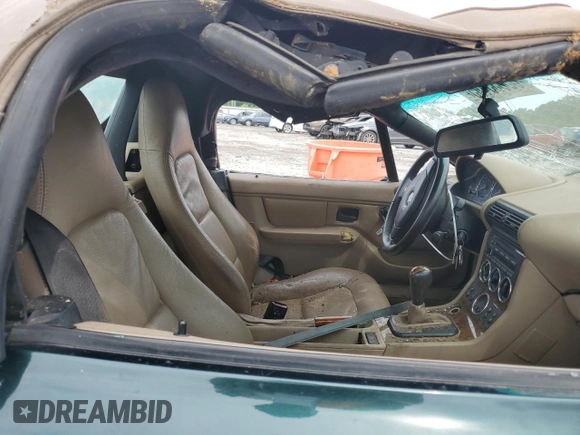 2001 BMW Z3 2.5 with VIN WBACN33461LM04027, listed as a Copart auction lot 55853495 with 135,040 mi miles and Salvage title. Bid and sale history available at DreamBid. Image 5.