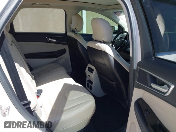 2018 Ford Edge Titanium with VIN 2FMPK4K86JBB39225, listed as a IAAI auction lot 40492704 with 203,252 mi miles. Bid and sale history available at carsss.com. Image 8.