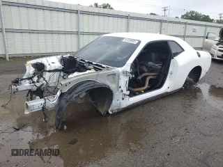 2019 Dodge Challenger R/T Scat Pack z VIN 2C3CDZFJXKH723833, wystawiony jako Copart lot #54499995 z przebiegiem Nie podano mil oraz Szkoda całkowita • Salvage title. Historia ofert i sprzedaży dostępna na DreamBid. Obrazek 1.