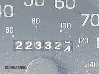 1998 Ford F-150 with VIN 1FTZF1725WNB76296, listed as a IAAI auction lot 42278511 with 223,324 mi miles and . Bid and sale history available at DreamBid. Image 11.