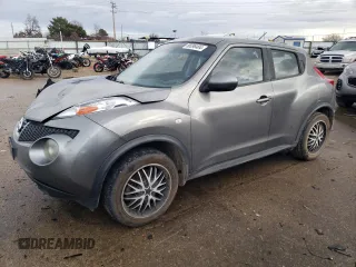 2011 Nissan Juke SL with VIN JN8AF5MV3BT015250, listed as a Copart auction lot 86096404 with 105,178 mi miles and Salvage Title. Bid and sale history available at carsss.com. Image 1.