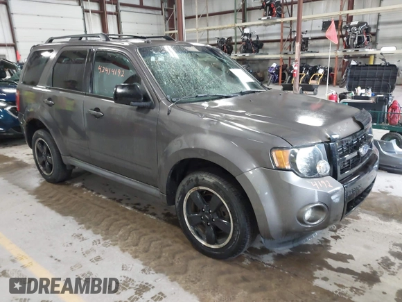 2012 Ford Escape XLT с VIN 1FMCU9DG8CKC51396, выставлен на аукционе IAAI как лот 42414192 с пробегом 162 825 миль миль и . История ставок и продаж доступна на DreamBid. Изображение 1.