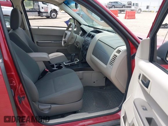 2011 Ford Escape XLS with VIN 1FMCU0C74BKC02739, listed as a IAAI auction lot 42583468 with 221,853 mi miles and . Bid and sale history available at DreamBid. Image 5.