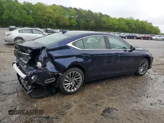 2024 Lexus ES 300h Luxury with VIN 58AEA1C16RU054104, listed as a Copart auction lot 43981705 with 9,196 mi miles and Salvage title. Bid and sale history available at DreamBid. Image 3.