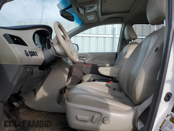2014 Toyota Sienna Ltd with VIN 5TDDK3DC2ES073974, listed as a Copart auction lot 53738385 with 156,738 mi miles and Clean Title. Bid and sale history available at carsss.com. Image 7.