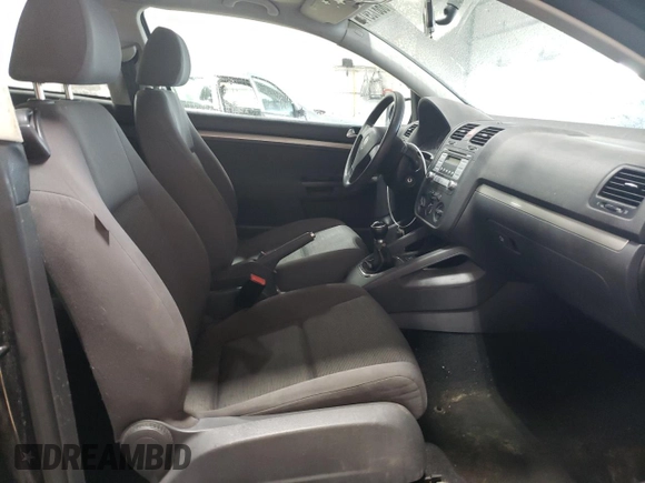 2009 Volkswagen Rabbit S with VIN WVWAA71K69W001495, listed as a Copart auction lot 86813914 with 147,398 mi miles and Salvage title. Bid and sale history available at DreamBid. Image 10.