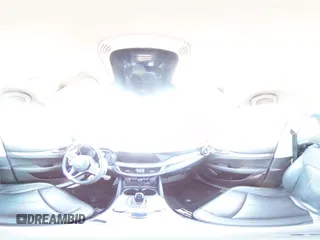 2019 Alfa Romeo Stelvio z VIN ZASPAJAN1K7C36301, wystawiony jako Copart lot #88811295 z przebiegiem Nie podano mil oraz Szkoda całkowita • Salvage title. Historia ofert i sprzedaży dostępna na DreamBid. Obrazek 12.