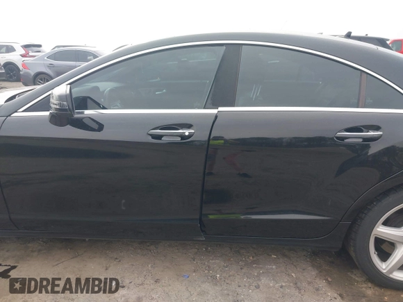 2014 Mercedes-Benz CLS 550 с VIN WDDLJ9BB3EA128785, выставлен на аукционе IAAI как лот 41801794 с пробегом 140 970 миль миль и . История ставок и продаж доступна на DreamBid. Изображение 15.