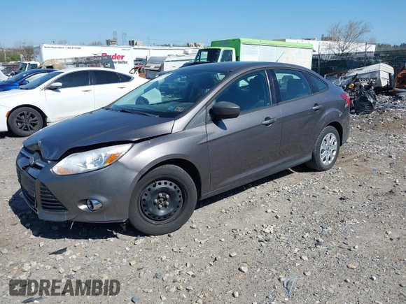 2012 Ford Focus SE with VIN 1FAHP3F27CL276208, listed as a IAAI auction lot 41995770 with 98,004 mi miles. Bid and sale history available at carsss.com. Image 2.