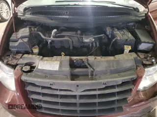 2007 Chrysler Town & Country Touring with VIN 2A4GP54LX7R221370, listed as a Copart auction lot 42526585 with 217,368 mi miles and Salvage Title. Bid and sale history available at DreamBid. Image 12.