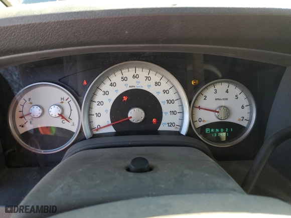 2006 Dodge Durango SLT with VIN 1D4HD48N86F179704, listed as a Copart auction lot 42386545 with 131,481 mi miles and Salvage Title. Bid and sale history available at carsss.com. Image 9.