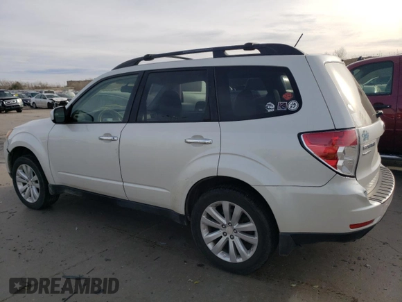 2012 Subaru Forester 2.5X Premium with VIN JF2SHADC2CG407682, listed as a Copart auction lot 81996674 with 199,059 mi miles and Salvage Title. Bid and sale history available at carsss.com. Image 2.