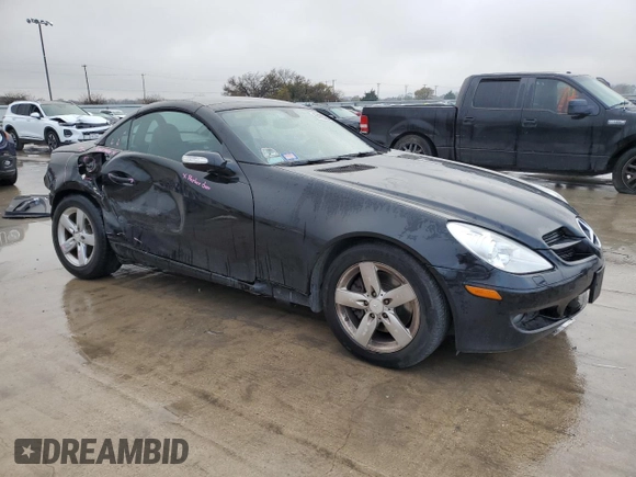2008 Mercedes-Benz SLK-Class 3.0L with VIN WDBWK54F88F181341, listed as a Copart auction lot 83109284 with 75,035 mi miles and Salvage Title. Bid and sale history available at carsss.com. Image 4.