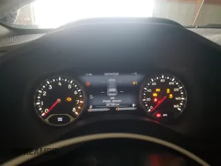 2016 Jeep Renegade Trailhawk z VIN ZACCJBCT4GPD56550, wystawiony jako Copart lot #51323725 z przebiegiem 207 584 mil mil oraz Szkoda całkowita • Salvage title. Historia ofert i sprzedaży dostępna na DreamBid. Obrazek 9.