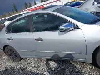 2011 Nissan Altima 2.5 S with VIN 1N4AL2AP0BC139989, listed as a IAAI auction lot 41944286 with 198,253 mi miles. Bid and sale history available at carsss.com. Image 14.
